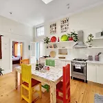 Spacious Family Home In Woodstock!