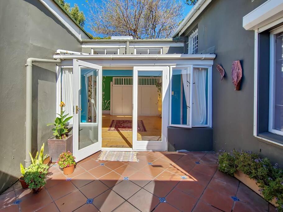 Holiday home Spacious Family In Woodstock! Cape Town