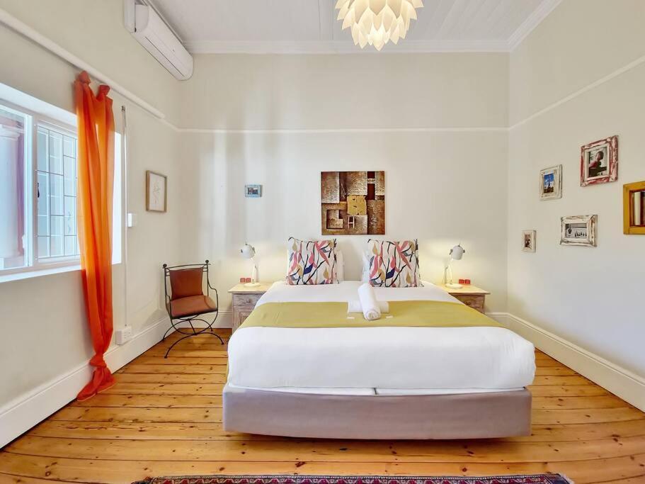 Spacious Family In Woodstock!